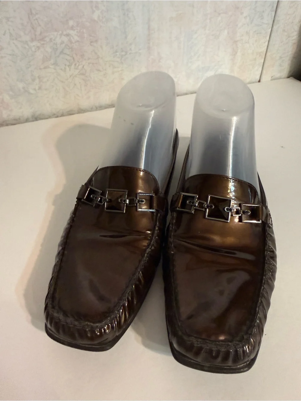 Stuart Weitzman Brown Patent Leather Metal Bit On The Vamp Slide On Loafers 9
